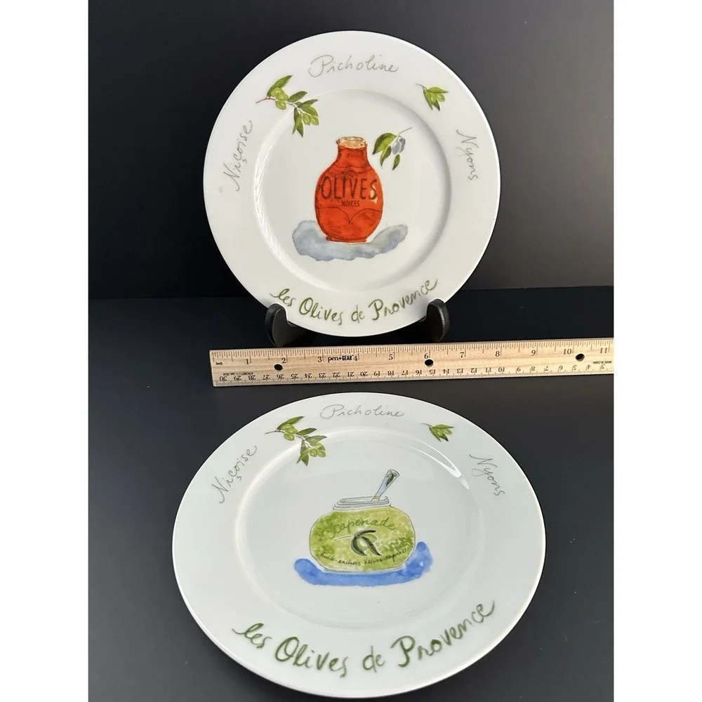 Crate & Barrel French Country Les Olives de Provence Salad Plates (2) 7.5